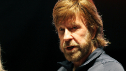 Стало плохо после тренировки: Чак Норрис умер вчера после госпитализации