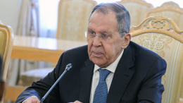 «Им никто не указ»: Лавров заявил о готовности США идти на крайние меры ради ресурсов