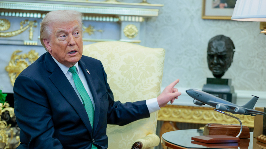 Трамп пригрозил нанести удар по электростанциям Ирана, если Ормузский пролив не откроют