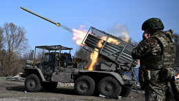 «Град» накрыл позиции украинских боевиков. Лучшее видео из зоны СВО