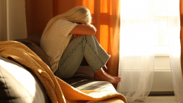 Дело в глазах: эксперт назвал признак, связанный с риском депрессии у женщин