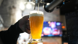 В США пивоварня использует углекислый газ с парковки для производства напитков