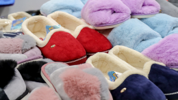 Тапочки в офисе: где граница комфорта и делового этикета