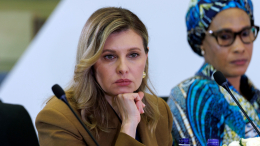 Говорила в пустоту: Мелания Трамп ушла во время выступления Елены Зеленской в Вашингтоне