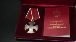 Путин посмертно наградил погибших в результате теракта в Москве сотрудников ДПС