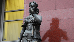 ИИ в мантии: суды начали использовать нейросети при вынесении приговоров