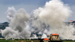 Здания больниц пострадали после ударов Израиля в Ливане