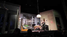 «Сцена с обнажением впечатлила»: зрители о возвращении Ефремова на сцену