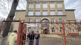 «Выстрелил однокласснице в лицо»: подробности нападения на школу в Челябинске