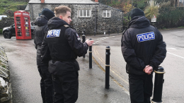 Во власти банд: одичавшие подростки терроризируют жителей британского города