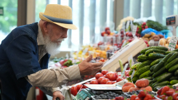 Есть меньше — жить дольше: врач раскрыл формулу активного долголетия