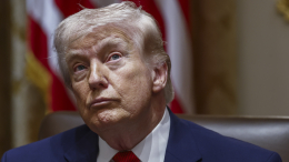 Трамп на год продлил действие некоторых санкций против России