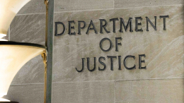 Жертвы финансиста Джеффри Эпштейна подали в суд на Минюст США и Google