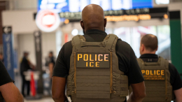 Американка сдала иммиграционным службам рабочих-нелегалов, чтобы им не платить