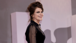 Актрису Фанни Ардан допрашивали пять часов на родине из-за любви к России