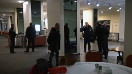 Адвокаты участников нападения на журналиста «Известий» просили для них домашний арест