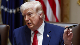 Трамп захотел лишить Иран нефти