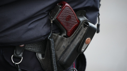 Житель Дагестана ранил двух полицейских во время драки