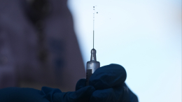 В России впервые применили персонализированную вакцину от рака: что это значит