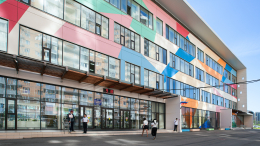 Собянин: Несколько десятков обновленных школ откроется в Москве 1 сентября