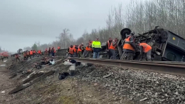 «Кружки полетели со стола»: пассажиры рассказали о ЧП с поездом Москва — Челябинск