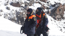 В плену стихии: в Дагестане 26 альпинистов застряли на горе из-за сугробов