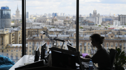 Праздники в офисе: как оплачивается выход на работу 1 и 9 мая