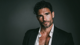 Мужчины вернули моду на естественную растительность на теле