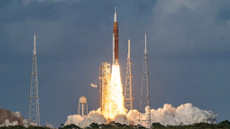 На летящем к Луне американском корабле сломался туалет за 23 миллиона долларов