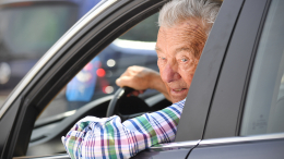 Права под контролем: водителей старше 65 ждут новые правила медосмотра