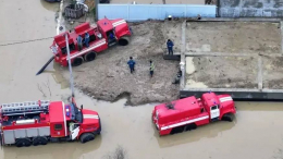 Два человека утонули в автомобилях во время наводнения в Дагестане