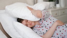 «Какой-то дискомфорт»: названы причины жалоб россиян на сон