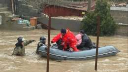 Путин потребовал оказать помощь всем пострадавшим от паводков в Дагестане