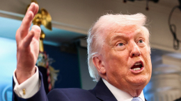 «Вся страна может быть разгромлена за ночь»: мир застыл в ожидании следующего шага Трампа