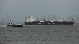 Трамп: США намерены содействовать проходу судов через Ормузский пролив