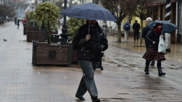 «Дождь перейдет в снег»: москвичей предупредили о резком похолодании