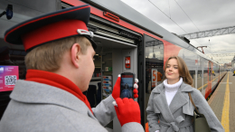 Посадка на поезд стала доступна по биометрии в России