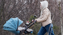 Из-за мемов? Почему детей перестали называть Анастасиями и Никитами