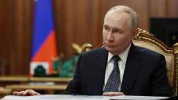 Путин поручил доработать систему возмещения ущерба жертвам мошенников