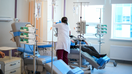 «Опухоль была большой»: женщина годами игнорировала врачей и стала инвалидом