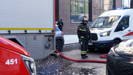 Два человека погибли при пожаре в жилом доме в Москве