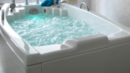 Как в «Пункте назначения»: 12-летнего мальчика затянуло в фильтр джакузи