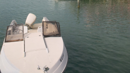 Исчезла в море: полиция арестовала мужчину, чья жена якобы выпала за борт лодки