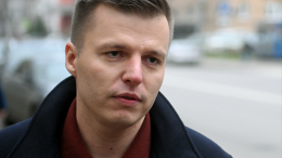 Оглашение приговора Артему Чекалину: трансляция из зала суда