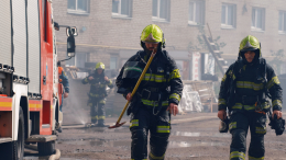 Пожар в центре Петербурга: огонь охватил 600 квадратных метров в доме на Невском