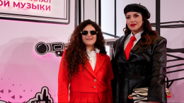 «Мы — только на красный диплом»: дочь Жасмин готовится к экзаменам в Гнесинке