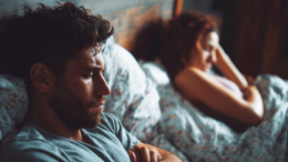 Не помощники, а соперники? Как «игрушки для взрослых» разрушают отношения