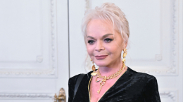 «Я абсолютно счастлива и одна»: Лариса Долина не хочет подчиняться мужчинам