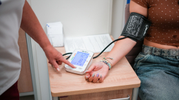 Россиянам с 18 лет начнут предлагать диагностику раннего старения