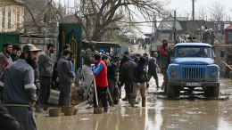 Новый удар: после сильнейшего за столетия наводнения на Дагестан обрушились снегопады